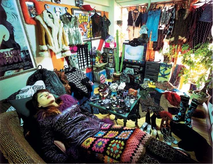 Иллюстрация к книге — Жертвы моды. Опасная одежда прошлого и наших дней [b00000446.jpg]