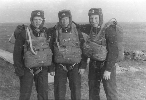 Иллюстрация к книге — Штурмовик [_2.jpg]