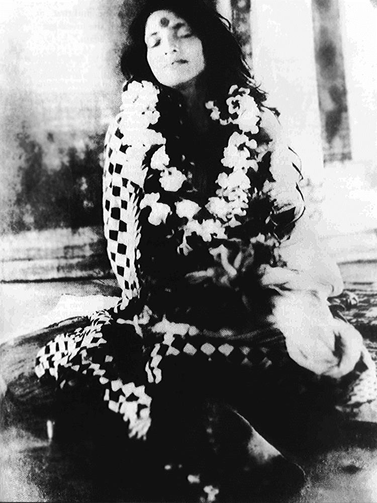 Иллюстрация к книге — Женщины Абсолюта [i_011.jpg]