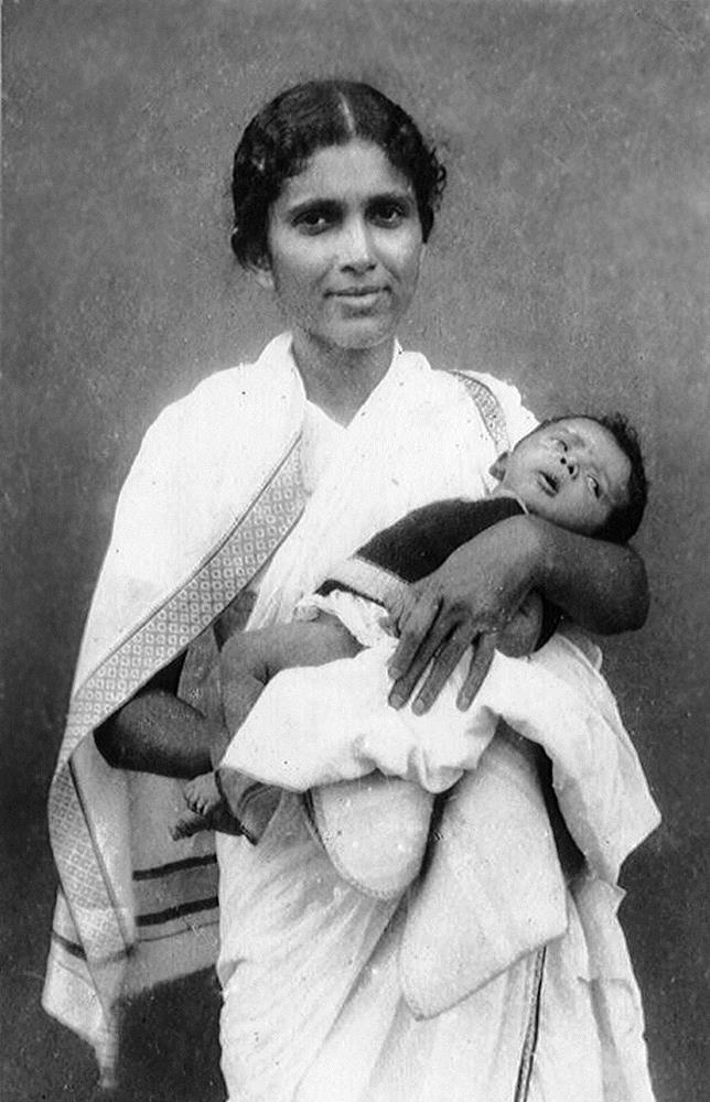 Иллюстрация к книге — Женщины Абсолюта [i_025.jpg]