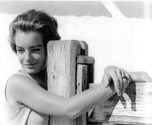 Иллюстрация к книге — Роми Шнайдер. История жизни и любви [_24.10.30vletnjujunoch.1965god.jpg]