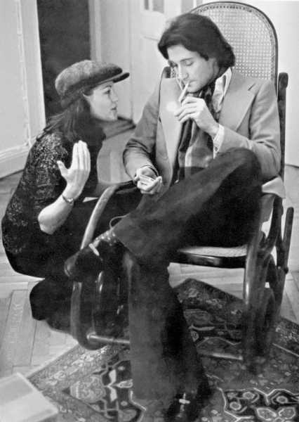 Иллюстрация к книге — Роми Шнайдер. История жизни и любви [_46.sdaniehlembjazini.nezadolgoperedrazryvom..jpg]