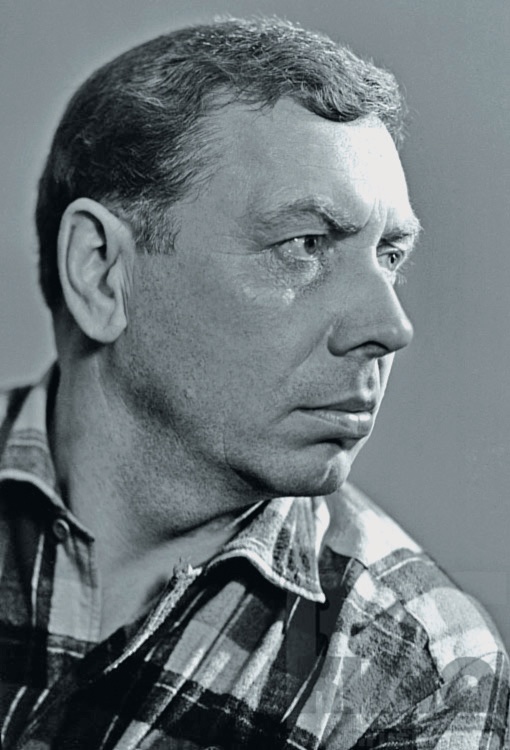 Иллюстрация к книге — Анатолий Папанов. Снимайте шляпу, вытирайте ноги [_43.jpg]