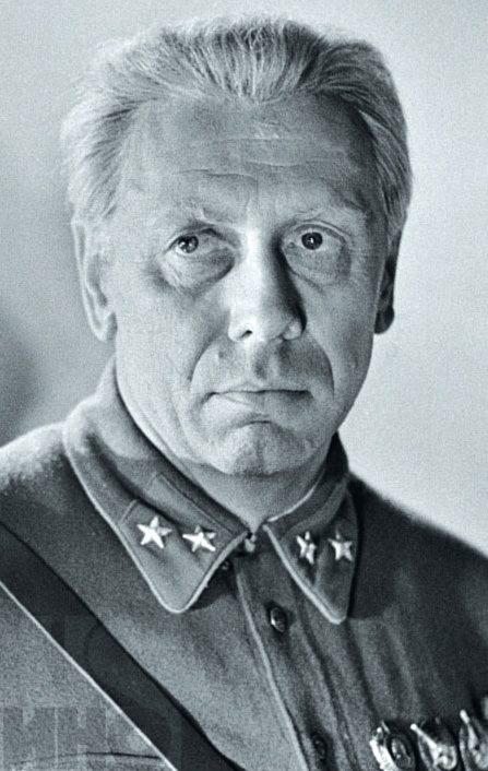 Иллюстрация к книге — Анатолий Папанов. Снимайте шляпу, вытирайте ноги [_48.jpg]