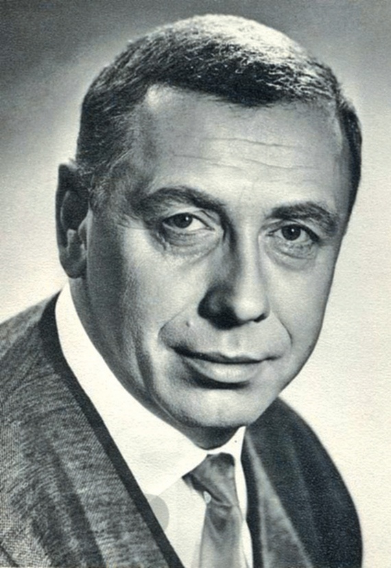 Иллюстрация к книге — Анатолий Папанов. Снимайте шляпу, вытирайте ноги [_49.jpg]