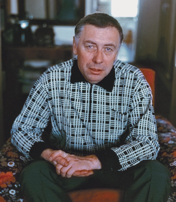 Иллюстрация к книге — Анатолий Папанов. Снимайте шляпу, вытирайте ноги [_53.jpg]