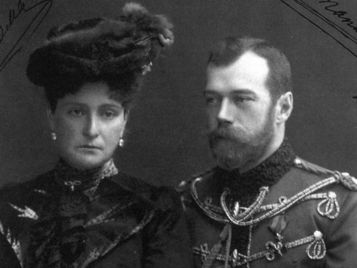 Иллюстрация к книге — Мария Федоровна [i_035.jpg]