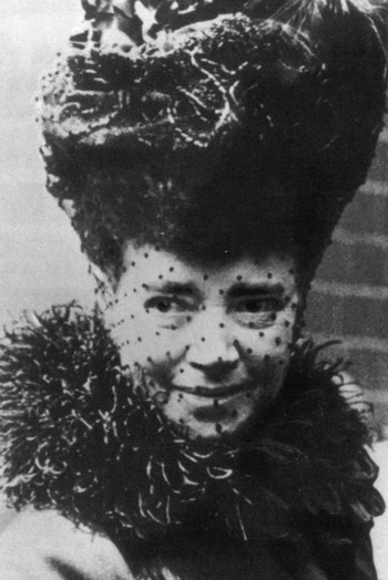 Иллюстрация к книге — Мария Федоровна [i_046.jpg]