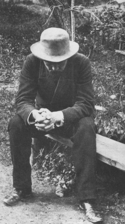 Иллюстрация к книге — Чехов [i_033.jpg]