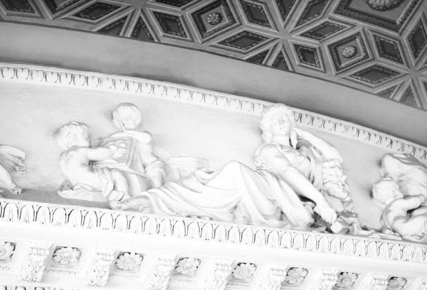 Иллюстрация к книге — Строгоновы. 500 лет рода. Выше только цари [i_056.jpg]