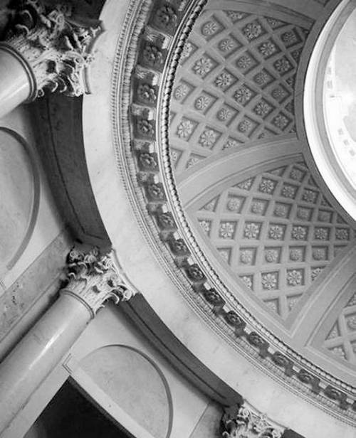 Иллюстрация к книге — Строгоновы. 500 лет рода. Выше только цари [i_083.jpg]