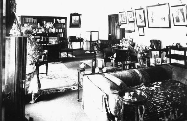 Иллюстрация к книге — Строгоновы. 500 лет рода. Выше только цари [i_378.jpg]