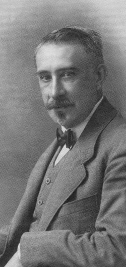 Иллюстрация к книге — Пиросмани [i_040.jpg]