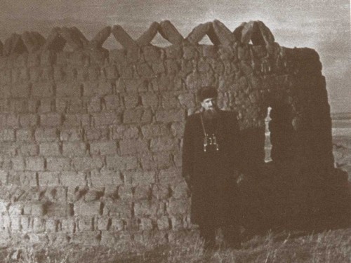 Иллюстрация к книге — Курчатов [i_036.jpg]