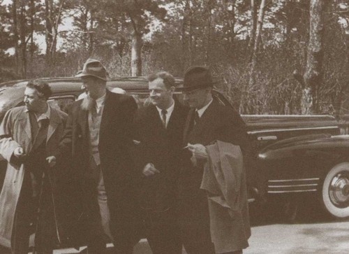 Иллюстрация к книге — Курчатов [i_043.jpg]