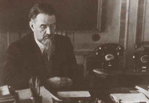 Иллюстрация к книге — Курчатов [i_053.jpg]