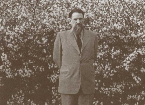 Иллюстрация к книге — Курчатов [i_057.jpg]