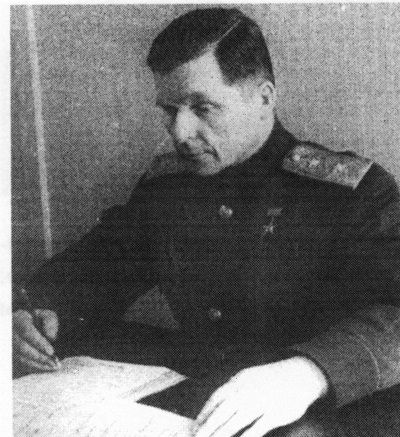 Иллюстрация к книге — &quot;Пламенные моторы&quot; Архипа Люльки [i_022.jpg]