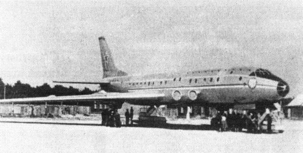 Иллюстрация к книге — &quot;Пламенные моторы&quot; Архипа Люльки [i_027.jpg]