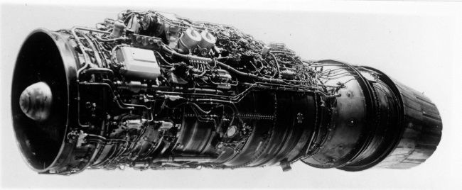 Иллюстрация к книге — &quot;Пламенные моторы&quot; Архипа Люльки [i_071.jpg]