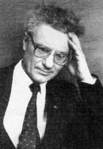 Иллюстрация к книге — &quot;Пламенные моторы&quot; Архипа Люльки [i_073.jpg]