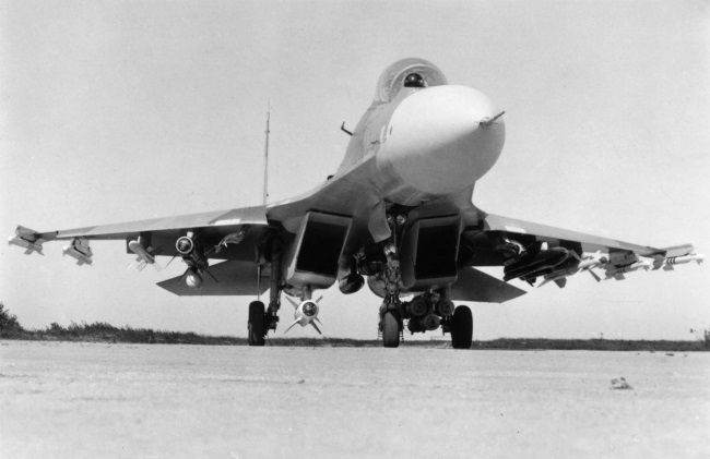 Иллюстрация к книге — &quot;Пламенные моторы&quot; Архипа Люльки [i_076.jpg]