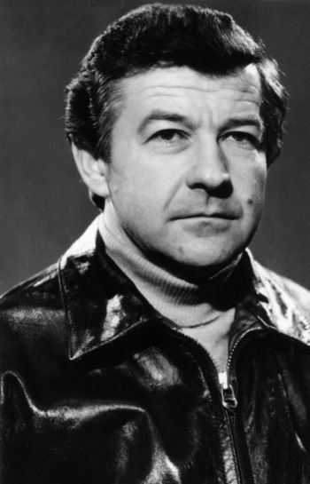 Иллюстрация к книге — &quot;Пламенные моторы&quot; Архипа Люльки [i_126.jpg]