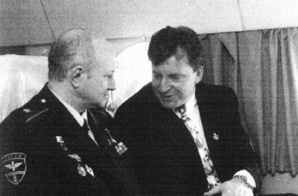 Иллюстрация к книге — &quot;Пламенные моторы&quot; Архипа Люльки [i_132.jpg]