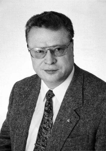 Иллюстрация к книге — &quot;Пламенные моторы&quot; Архипа Люльки [i_140.jpg]