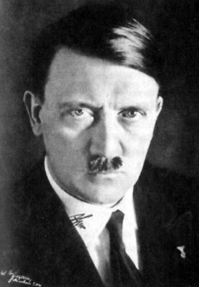 Иллюстрация к книге — Загубленная жизнь Евы Браун [i_019.jpg]