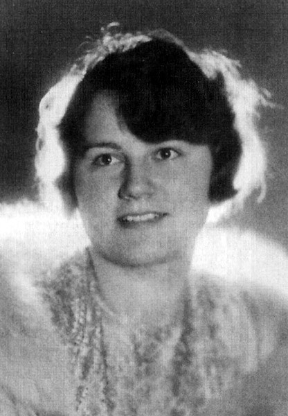 Иллюстрация к книге — Загубленная жизнь Евы Браун [i_021.jpg]