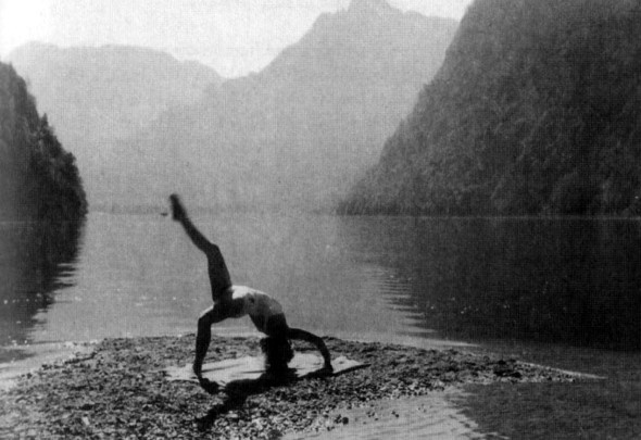 Иллюстрация к книге — Загубленная жизнь Евы Браун [i_040.jpg]