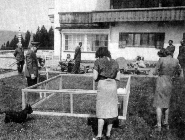 Иллюстрация к книге — Загубленная жизнь Евы Браун [i_054.jpg]