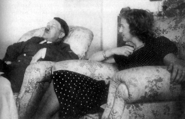 Иллюстрация к книге — Загубленная жизнь Евы Браун [i_056.jpg]