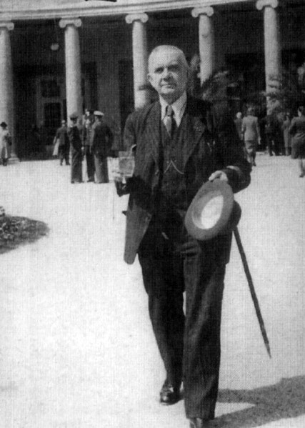 Иллюстрация к книге — Загубленная жизнь Евы Браун [i_063.jpg]