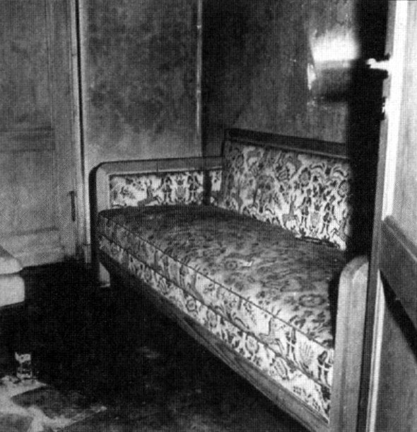 Иллюстрация к книге — Загубленная жизнь Евы Браун [i_074.jpg]