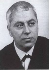 Иллюстрация к книге — Летят за днями дни... [i_013.jpg]