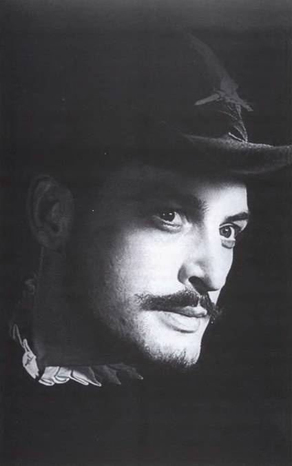 Иллюстрация к книге — Летят за днями дни... [i_028.jpg]