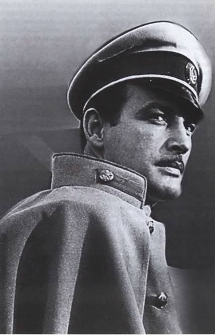 Иллюстрация к книге — Летят за днями дни... [i_051.jpg]