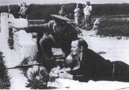 Иллюстрация к книге — Летят за днями дни... [i_056.jpg]