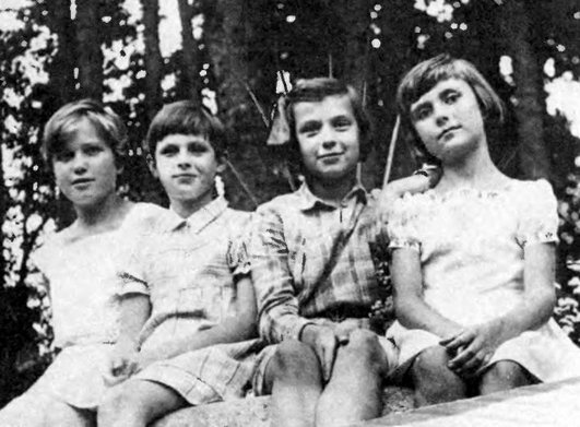 Иллюстрация к книге — Незабываемое [_61.jpg]