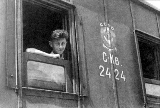 Иллюстрация к книге — Незабываемое [_69.jpg]