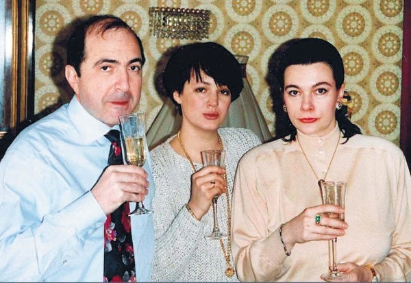 Иллюстрация к книге — Время Березовского [i_018.jpg]