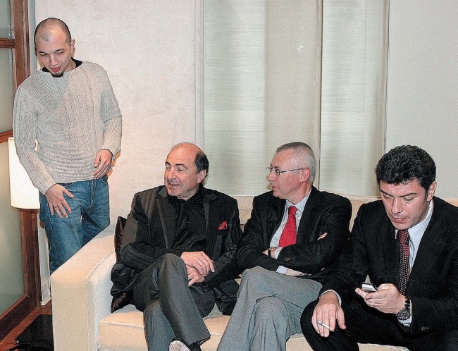 Иллюстрация к книге — Время Березовского [i_061.jpg]