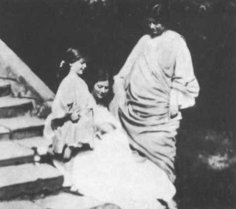 Иллюстрация к книге — Айседора Дункан [i_020.jpg]