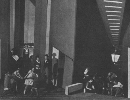 Иллюстрация к книге — Таиров [i_031.jpg]