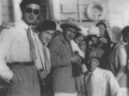 Иллюстрация к книге — Таиров [i_042.jpg]