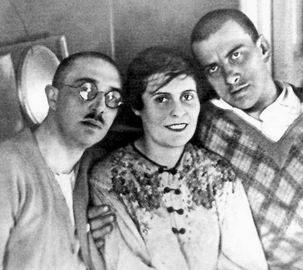 Иллюстрация к книге — Ты следующий [i_006.jpg]