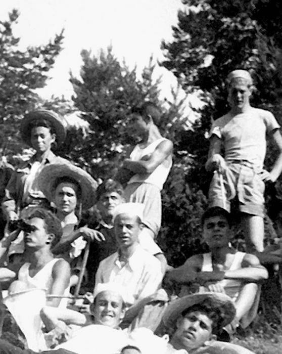 Иллюстрация к книге — Ты следующий [i_009.jpg]