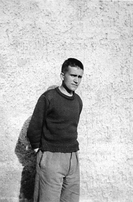 Иллюстрация к книге — Ты следующий [i_011.jpg]